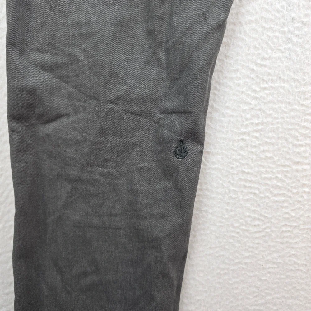 Volcom Chino Pants Mens 30 Charcoal Grey‎ Slim Straight Faded Distressed Skater